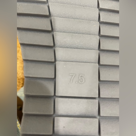 JINSOLE - BLUE - BOOTIES by CAPE ROBBIN Size 7.5 New never worn - Picture 11 of 16